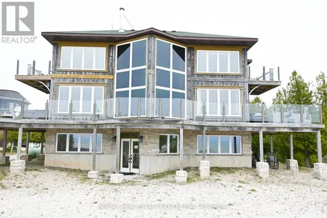 796 Dorcas Bay Road Northern Bruce Peninsula ON N0H 2R0