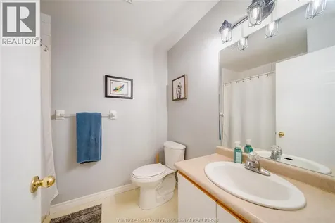 1655 Grand Marais Road West Windsor ON N9E 4W4