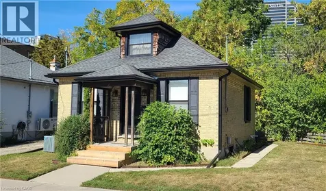 2 Esson Street Kitchener ON N2M 2T9