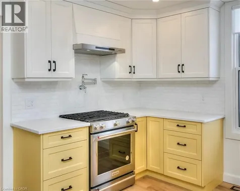 2 Esson Street Kitchener ON N2M 2T9