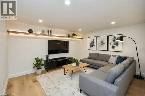 2 Esson Street Kitchener ON N2M 2T9