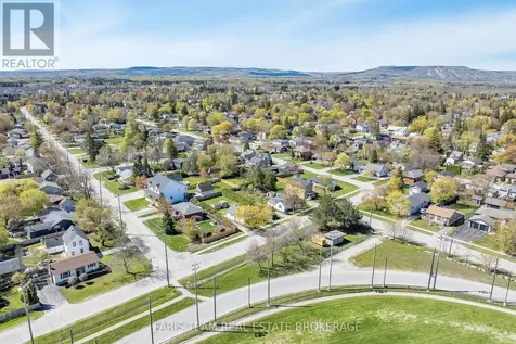 32 Lorne Avenue Collingwood ON L9Y 2B6