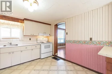 32 Lorne Avenue Collingwood ON L9Y 2B6