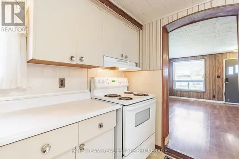 32 Lorne Avenue Collingwood ON L9Y 2B6