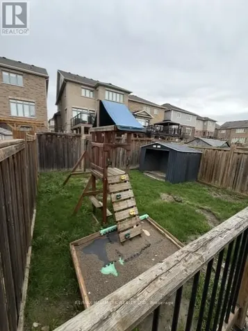 17 Hoard Avenue South New Tecumseth ON L9R 0M4