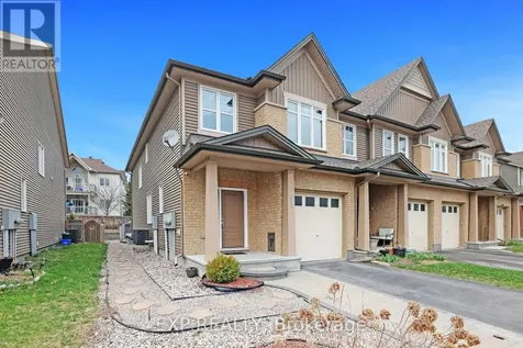 299 Wood Acres Grove Ottawa ON K1T 0B3