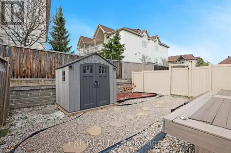299 Wood Acres Grove Ottawa ON K1T 0B3