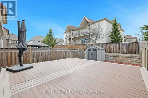 299 Wood Acres Grove Ottawa ON K1T 0B3