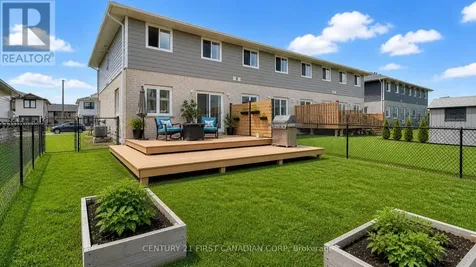 186 Hooper Street St. Marys ON N4X 0C1