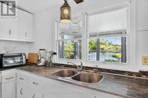 1702 South Bayshore Road West Douro-dummer ON K0L 2H0