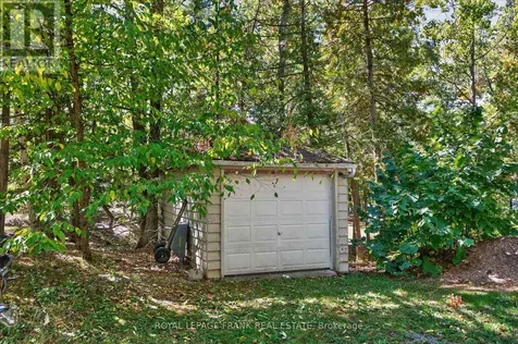 1702 South Bayshore Road West Douro-dummer ON K0L 2H0