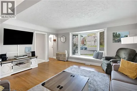 371 Ottawa Street South Kitchener ON N2M 3P3