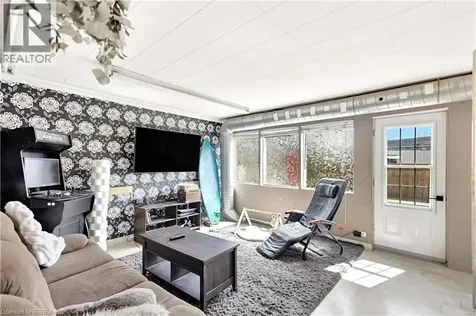 371 Ottawa Street South Kitchener ON N2M 3P3
