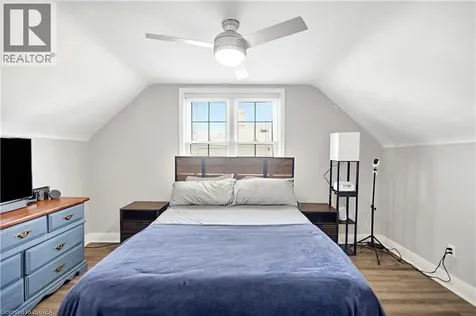 371 Ottawa Street South Kitchener ON N2M 3P3
