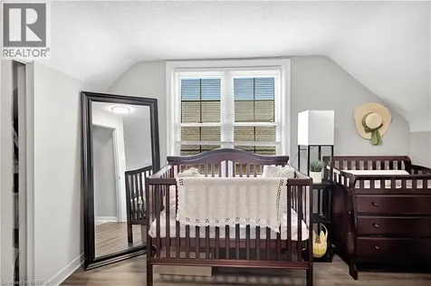371 Ottawa Street South Kitchener ON N2M 3P3