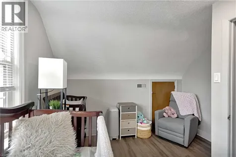 371 Ottawa Street South Kitchener ON N2M 3P3
