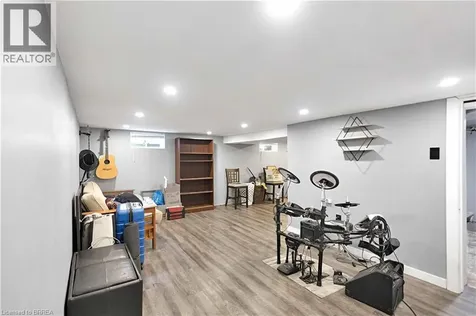 371 Ottawa Street South Kitchener ON N2M 3P3