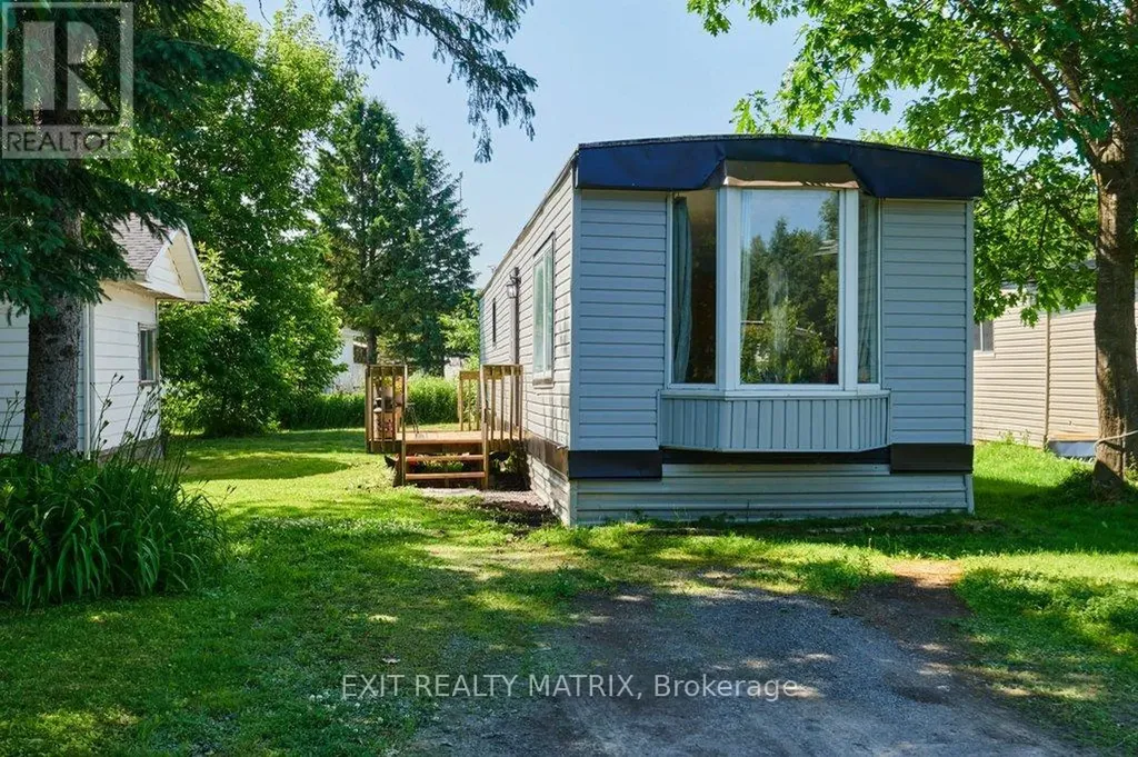 8930 Lynwood Park Private Ottawa ON K0A 1V0