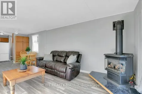 8930 Lynwood Park Private Ottawa ON K0A 1V0