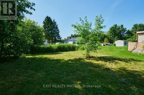 8930 Lynwood Park Private Ottawa ON K0A 1V0
