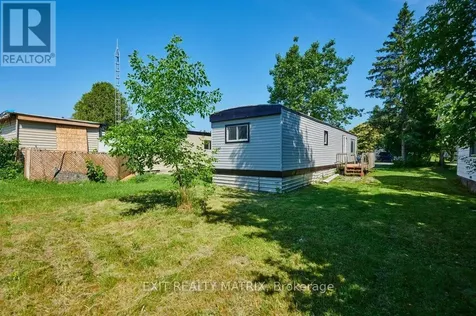 8930 Lynwood Park Private Ottawa ON K0A 1V0