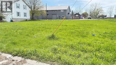 8 Brydges Street Paris ON N3L 1R4