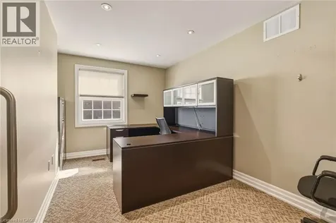 497 Elizabeth Street Burlington ON L7R 2M4