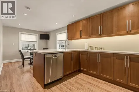 497 Elizabeth Street Burlington ON L7R 2M4