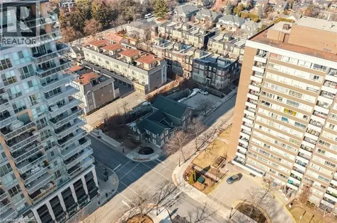 497 Elizabeth Street Burlington ON L7R 2M4