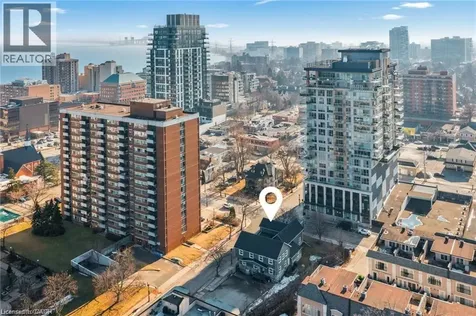 497 Elizabeth Street Burlington ON L7R 2M4