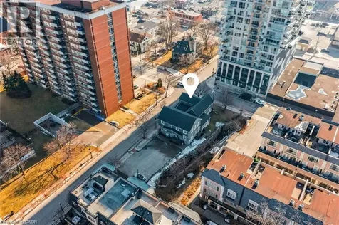 497 Elizabeth Street Burlington ON L7R 2M4
