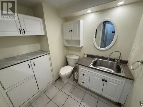 5 Mclaren Crescent Elliot Lake ON P5A 3M6