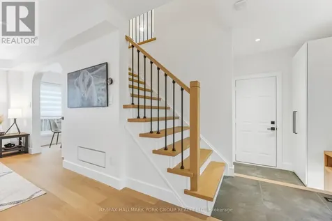 882 Mcduffe Crescent Milton (be Beaty) ON L9T 6M7