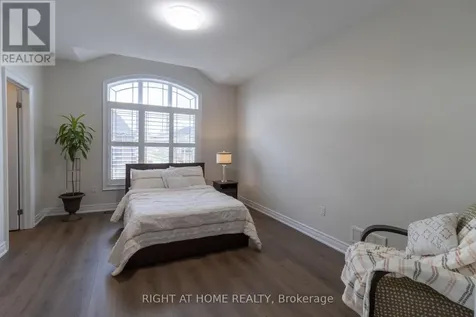 779 Snowberry Court Waterloo ON N2V 0E7