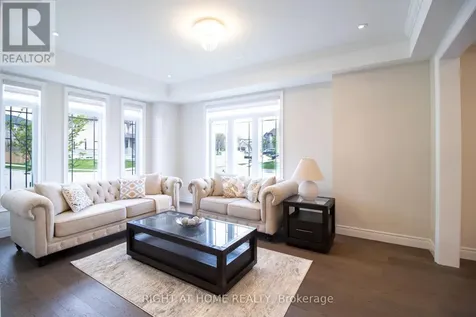 779 Snowberry Court Waterloo ON N2V 0E7