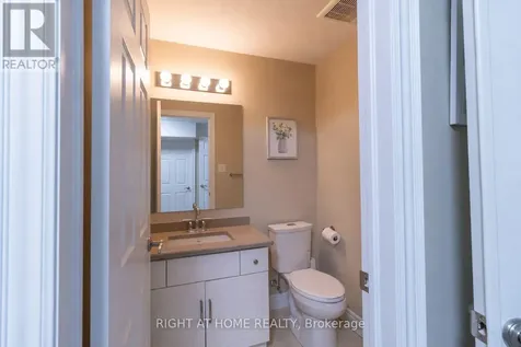 779 Snowberry Court Waterloo ON N2V 0E7