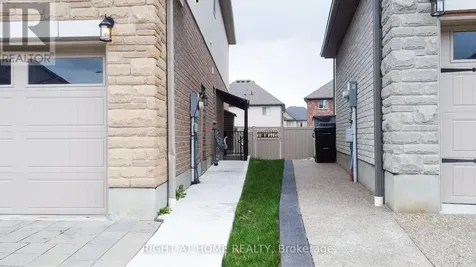 779 Snowberry Court Waterloo ON N2V 0E7