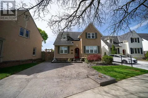 48 Lincoln Avenue Brantford ON N3T 4S7