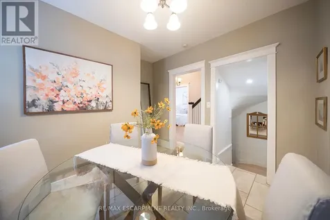 48 Lincoln Avenue Brantford ON N3T 4S7