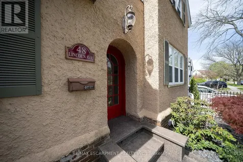 48 Lincoln Avenue Brantford ON N3T 4S7