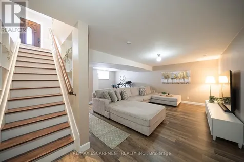 48 Lincoln Avenue Brantford ON N3T 4S7