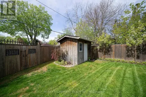 48 Lincoln Avenue Brantford ON N3T 4S7