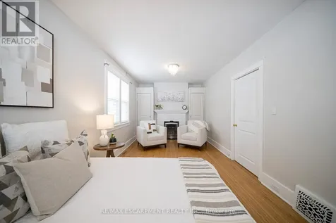 48 Lincoln Avenue Brantford ON N3T 4S7