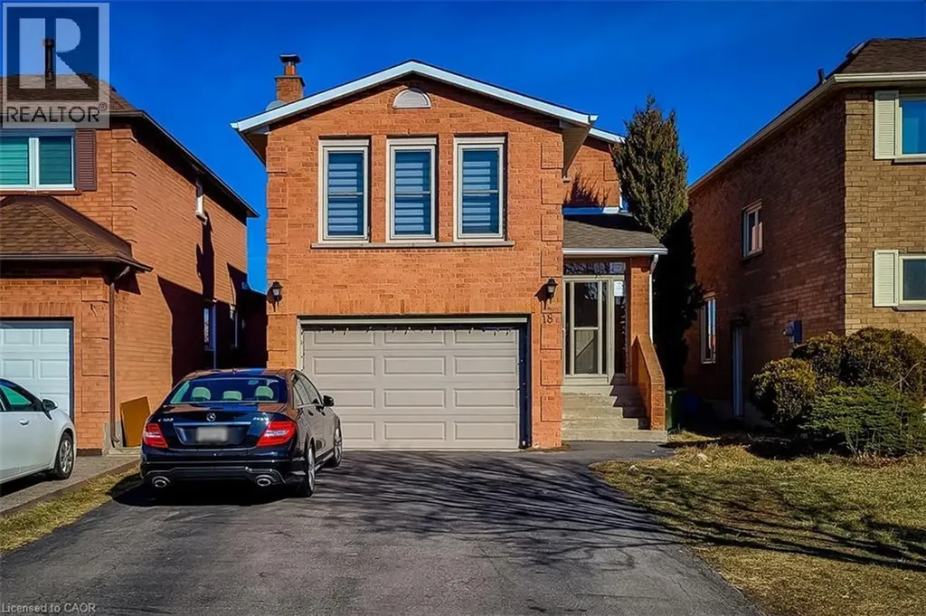 18 Puritan Court Hamilton ON L8E 4L1