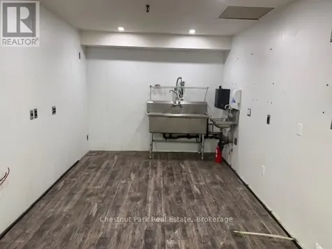 945 3rd Avenue East Owen Sound ON N4K 2K8