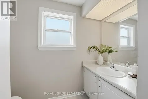 67 Castlefrank Road Ottawa ON K2L 2E6