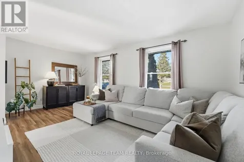67 Castlefrank Road Ottawa ON K2L 2E6