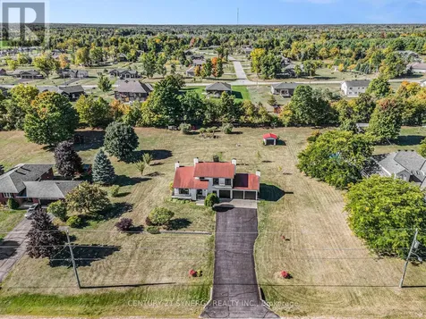 12 Davis Lane Rideau Lakes ON K7A 4S5