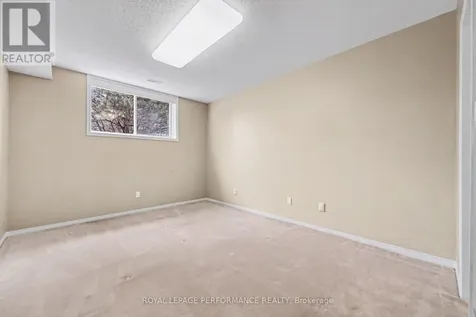19 Settlers Ridge Way Ottawa ON K2J 4V3