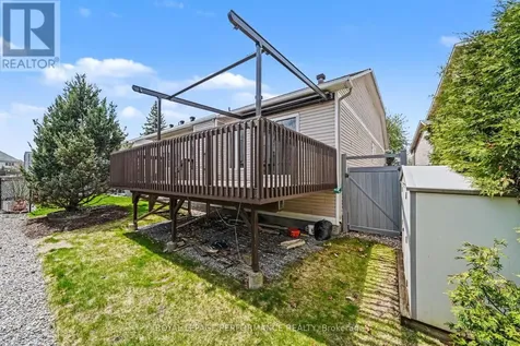 19 Settlers Ridge Way Ottawa ON K2J 4V3